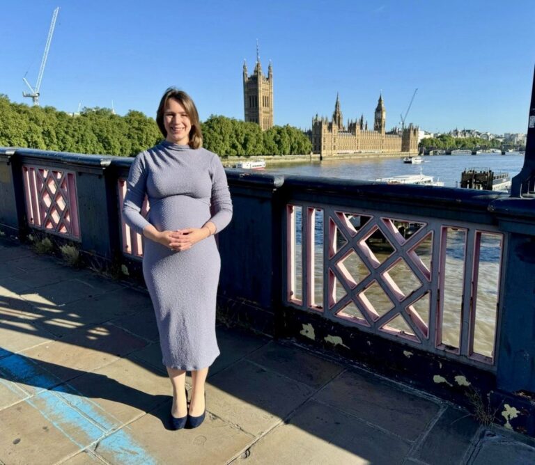 Local MP heroically funds entire newsroom with £895, staff immediately demand pay rise